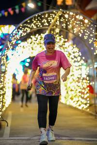 BIB: 16349
                            <button type="button" onclick="openModal(24742094)" class="btn btn-primary btn-sm float-right btn-popup" data-toggle="modal" data-target=".modal-high-quality">
                        <i class="fas fa-shopping-cart"></i> Add to Cart
                    </button>
                                            <button type="button" onclick="isThisMe(24742094, true)" class="btn btn-success btn-sm float-right btn-popup btn-isme hidden" data-toggle="tooltip" data-placement="bottom" title="นี่คือรูปของคุณใช่ไหม คลิกที่นี่เพื่อเอาเข้าอัลบั้ม">
                        <i class="fas fa-plus"></i> Add to album
                    </button>
                    <button type="button" onclick="isThisMe(24742094, false)" class="btn btn-warning btn-sm float-right btn-popup btn-isnotme hidden">
                        <i class="fas fa-ban"></i> Remove from album
                    </button>